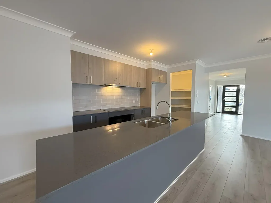 New 4 bedroom Home
