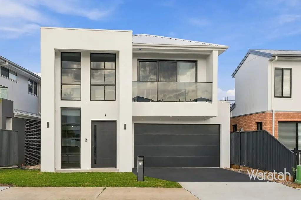 Impressive Two-Storey Home with Study, Rumpus and Guest Bedroom!!