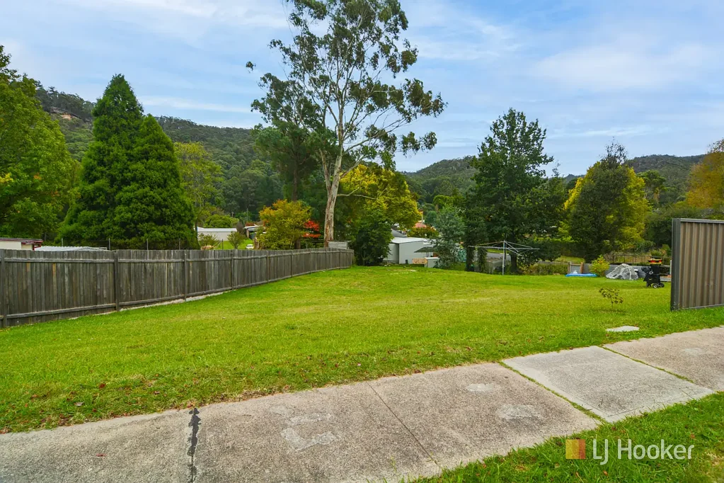 68 Bells Road, Lithgow, NSW 2790