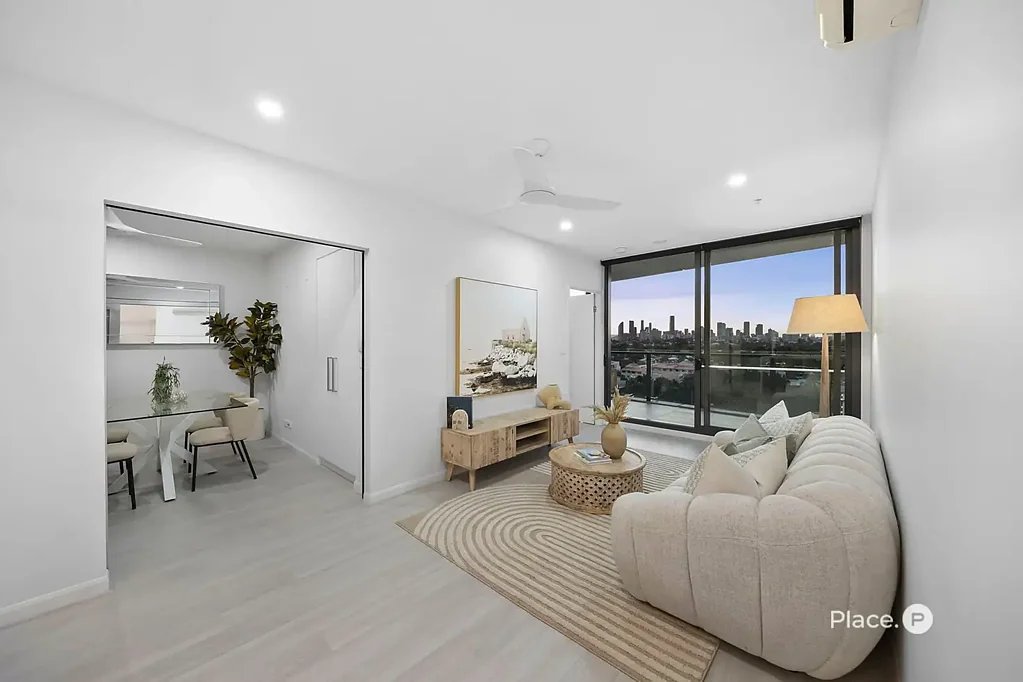 10702/300 Old Cleveland Road, Coorparoo, QLD 4151