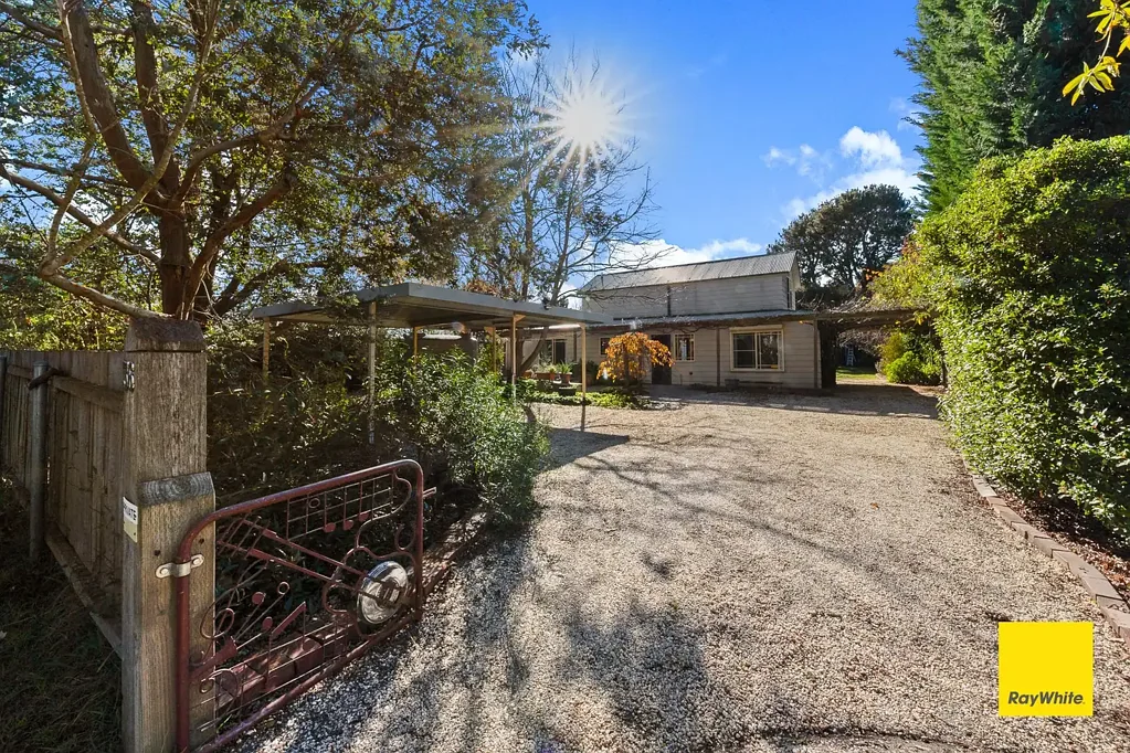 Bungendore 4Phòng ngủ Village living is calling your name