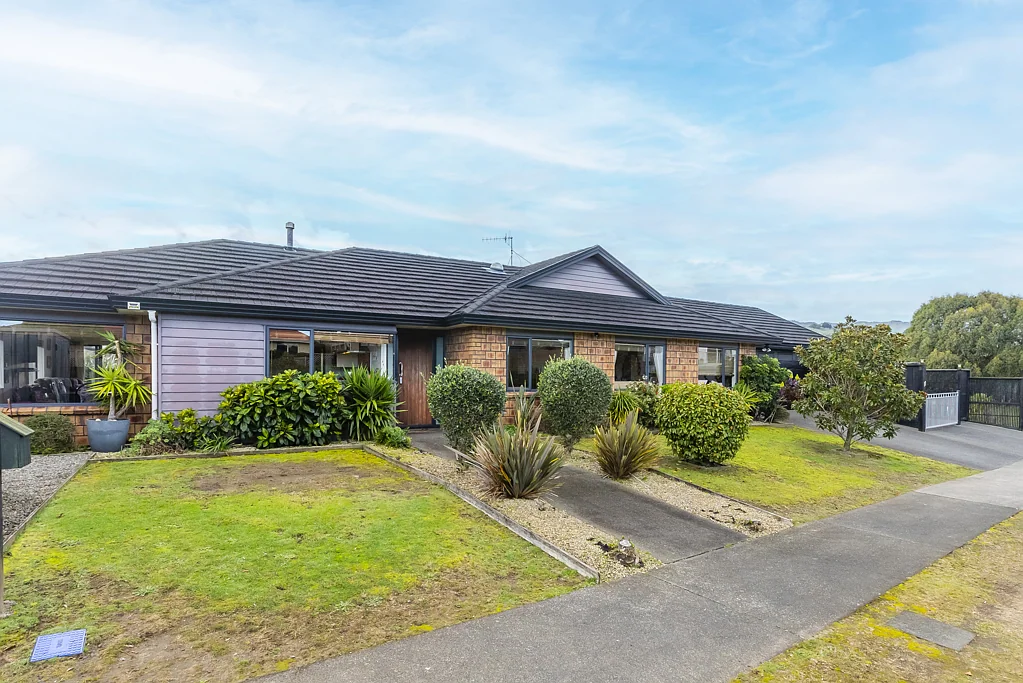 Paraparaumu 4ਬੈੱਡਰੂਮ A Regal Retreat