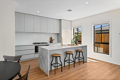 33 Cobungra Grove, Wollert, VIC 3750, 4 rūma, 2 rūma horoi, House