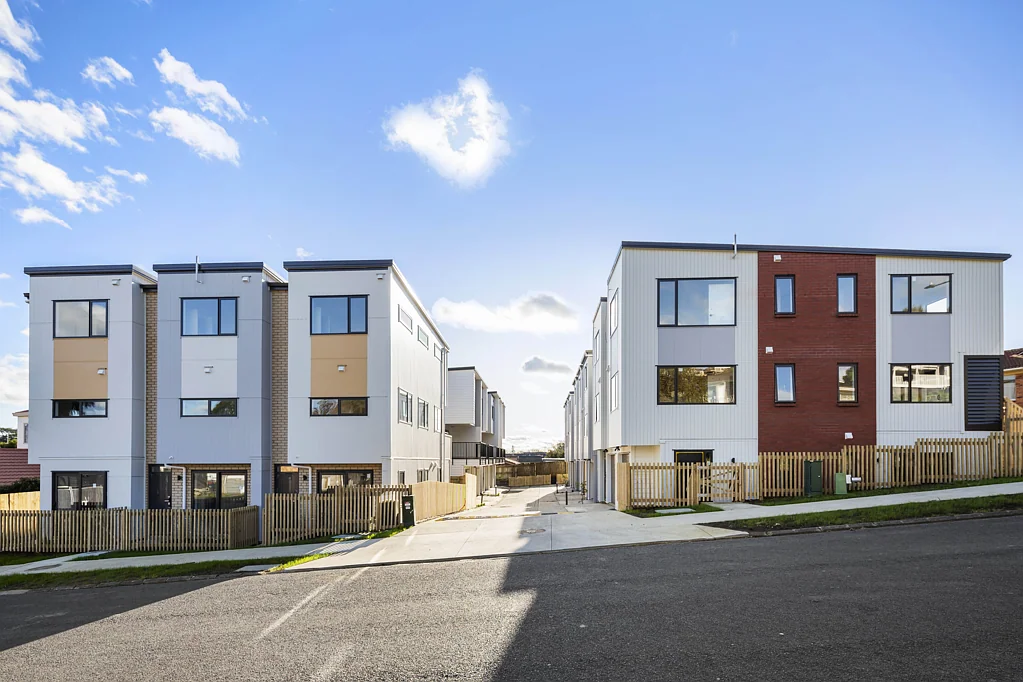 Pakuranga 2 Bedroom Price reduced! the vendor wants it to be sold!