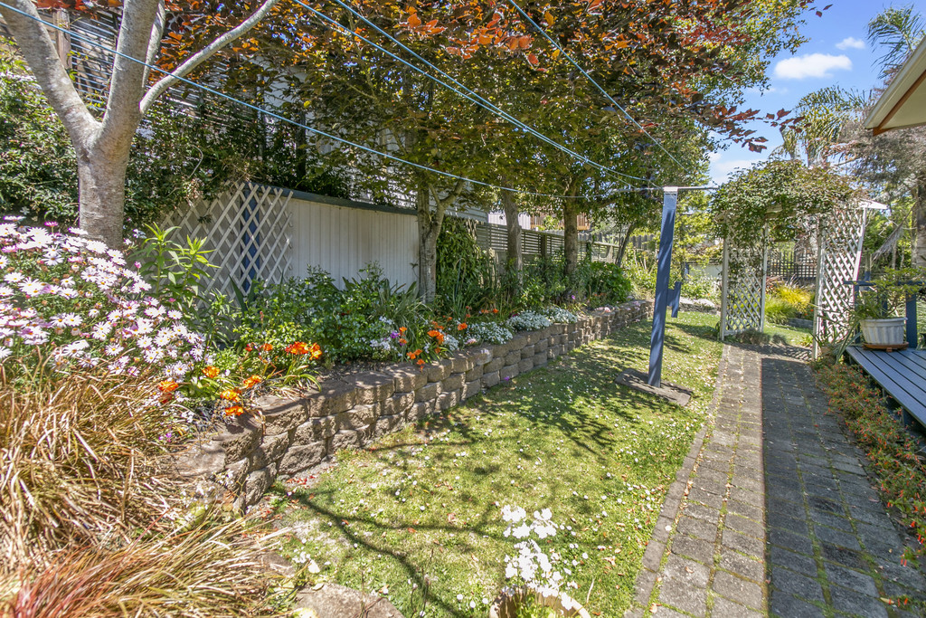 2/24 Longreach Drive, Sunnyvale, Auckland - Waitakere, 3 chambres, 0 salles de bain