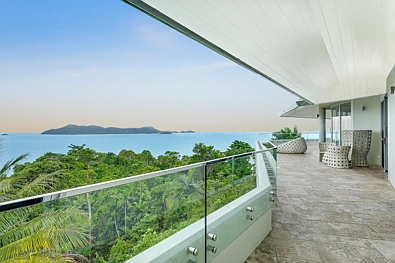 Mission Beach 4房  Showpiece Home with Pristine Views in Mission Beach