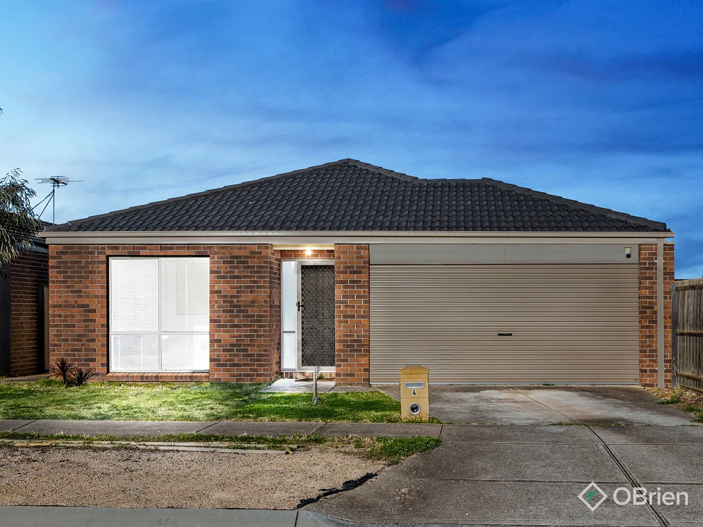4 Poseidon Street, Kurunjang, VIC 3337