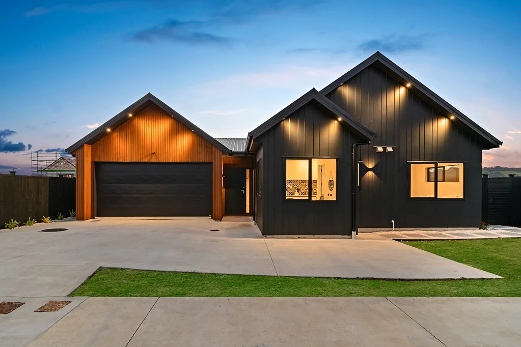 Clevedon 4 Slaapkamer New home & income in Auckland's coolest suburb