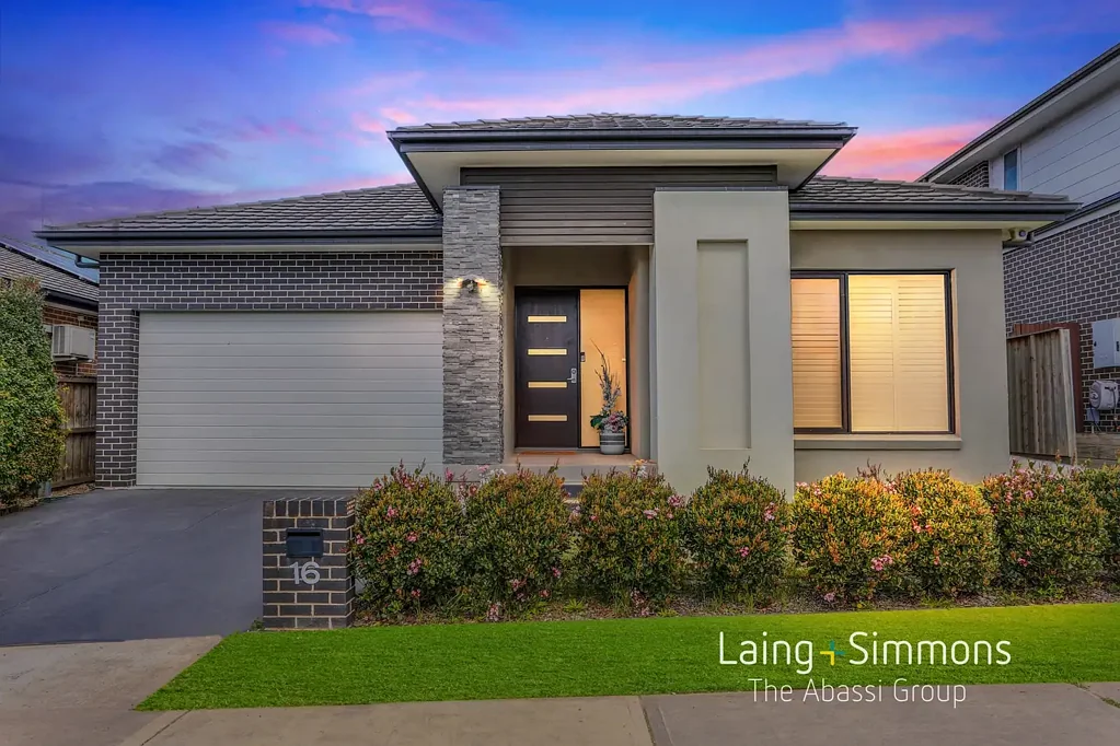 16 James Riley Drive, Glenmore Park, NSW 2745