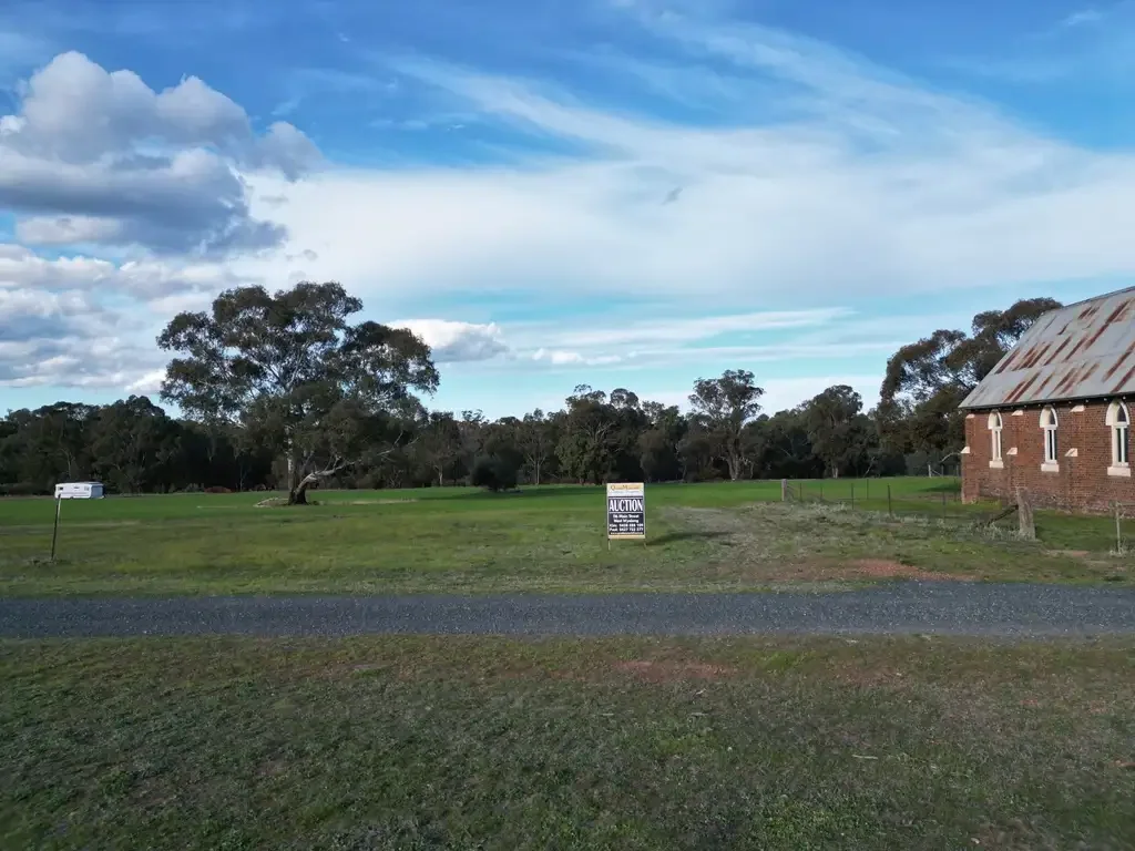 21 Creek Street, Mirrool, NSW 2665