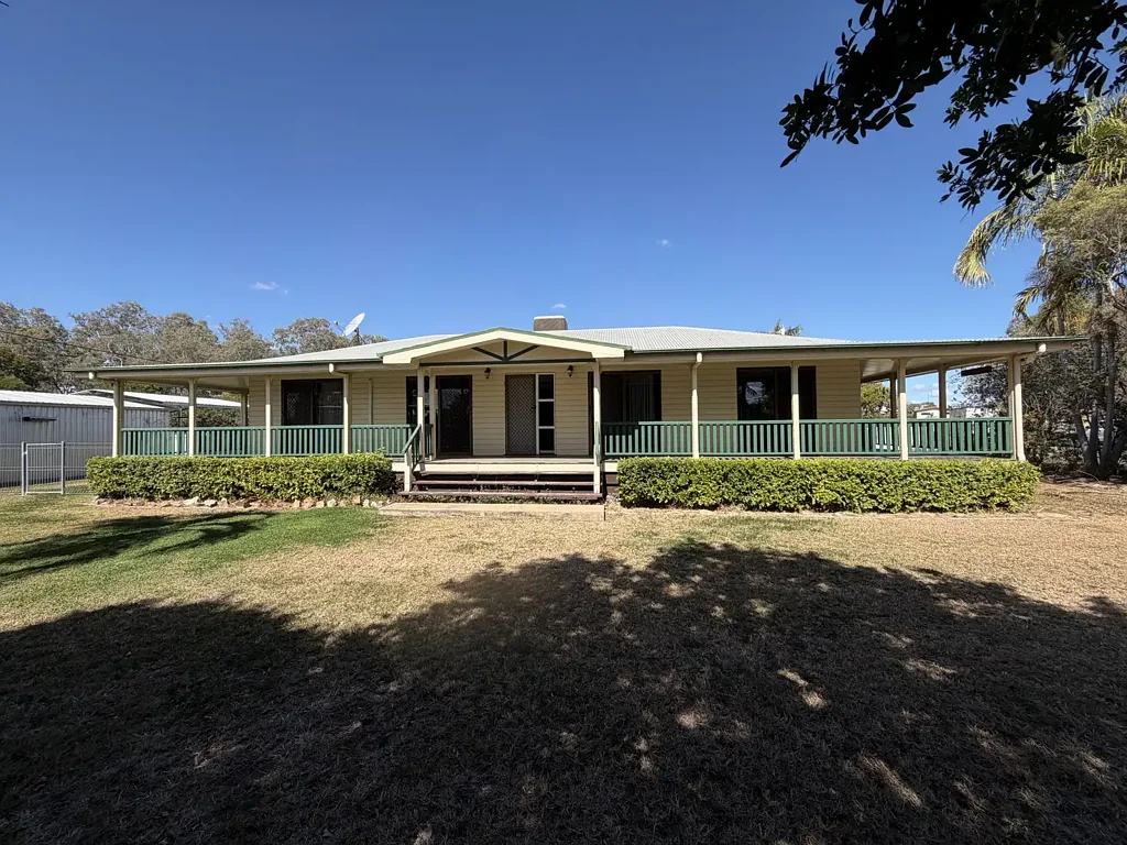 Theodore 3房  Character Home with Large Shed & Dual Access