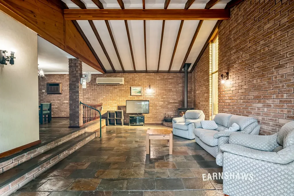 6210 Great Eastern Highway, Mundaring, WA 6073