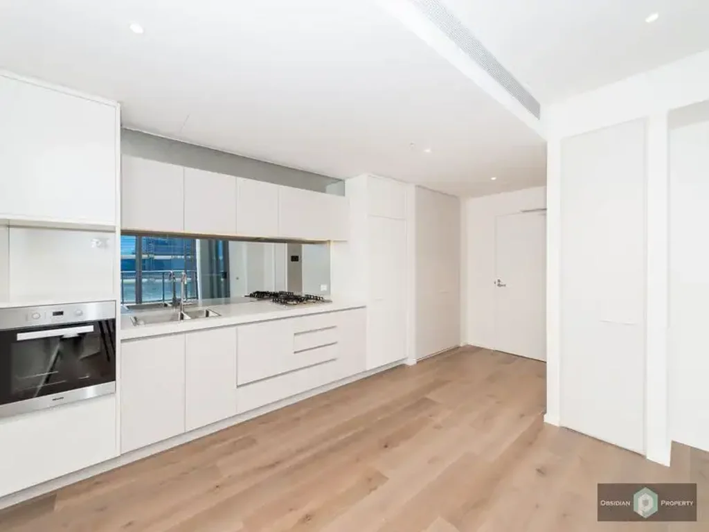 Near New Executive 1 Bedroom in "Darling Square"