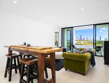 4407/24 The Lanes Boulevard, Mermaid Waters, QLD 4218, 2 Bedrooms, 2 Bathrooms, Apartment