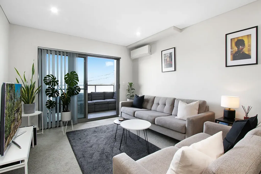 Dulwich Hill 1 Bedroom Elegant stylish apartment within the heart of Dulwich Hill