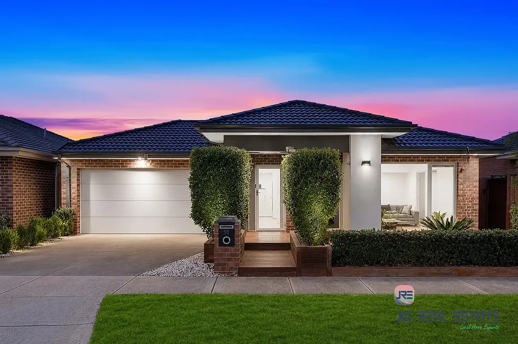 Thornhill Park 4Kwarto Spacious Family Living on 448m² in the Heart of Thornhill Park