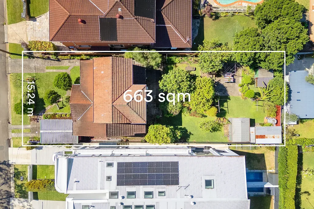 Putney 4ห้องนอน Prized 663sqm parcel steps to waterfront
