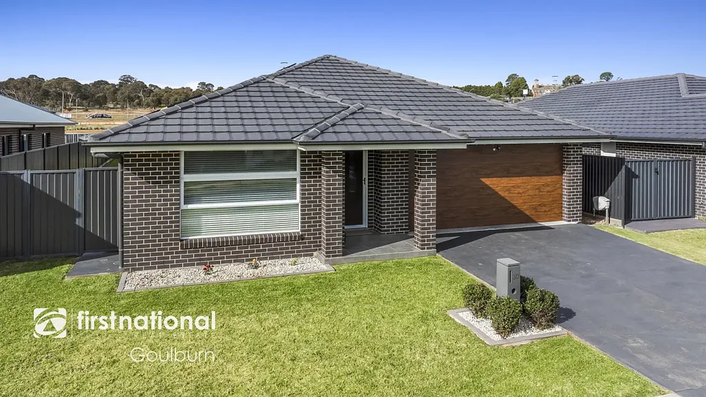 Goulburn 4 Slaapkamer MODERN FAMILY HOME