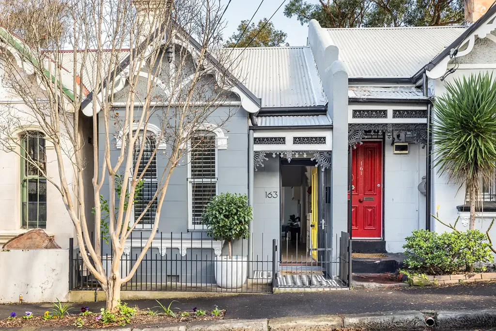 Newtown 2Kwarto Renovated Victorian residence at the heart of village life