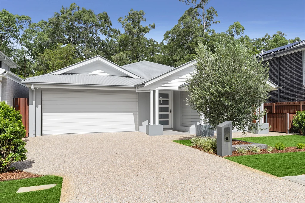 24 Kansas Street, Bridgeman Downs, QLD 4035