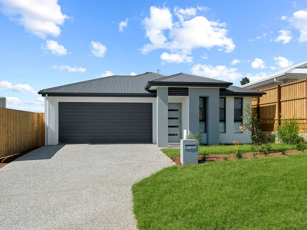 Stunning Family Home at 16 Waverly Street, Deebing Heights
