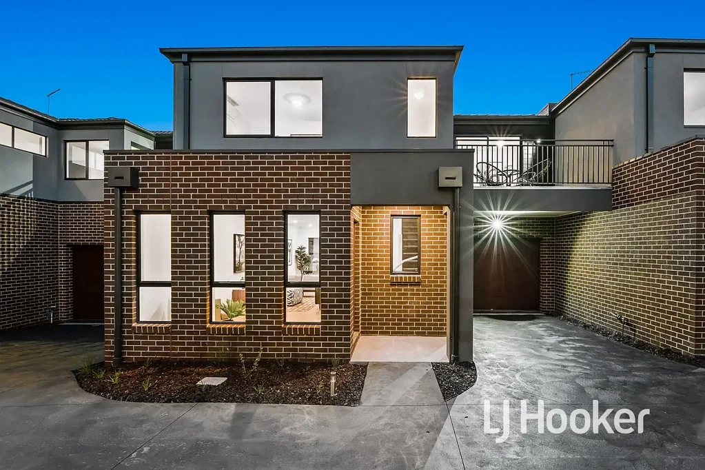 2/74 Herbert Street, Dandenong, VIC 3175