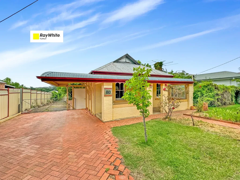 Tumut 3 Bedroom Close to CBD!