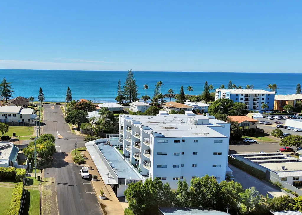 Bargara 2房  Apartment...Experience the Best of Bargara Coastal Living.