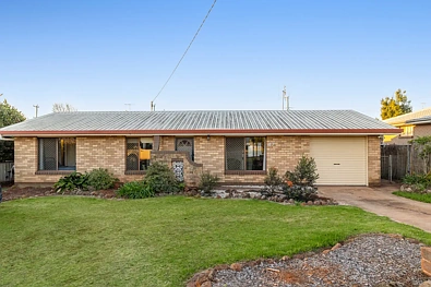 Harristown 3Habitaciones Smithfield Estate Opportunity With Shed, Space & Potential