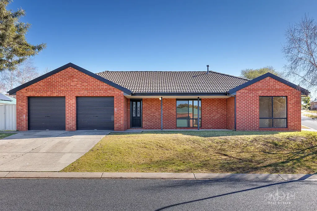 Wodonga 3ਬੈੱਡਰੂਮ NESTLED ON NIGHTINGALE