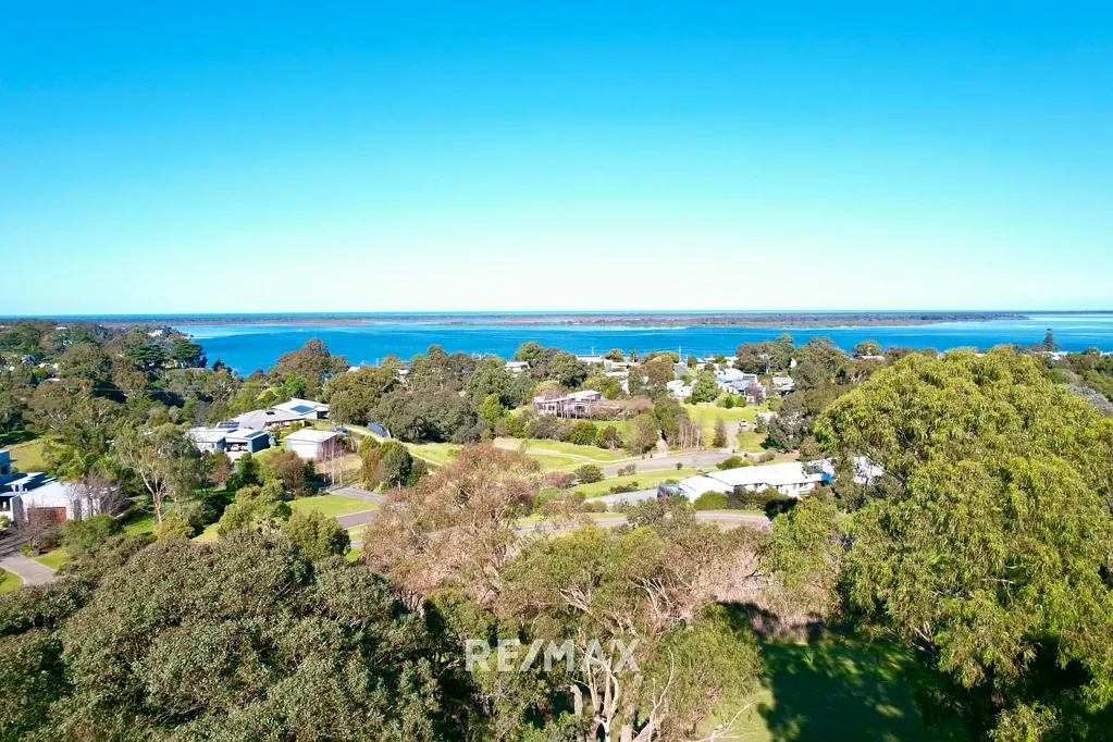 Metung Rare Gem: Unparalleled Block of Land with Endless Potential