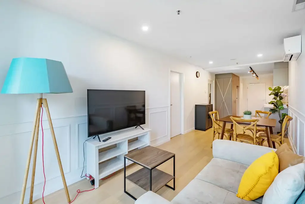 Braddon 2房  Chic Urban Lifestyle: Contemporary 2B2B1C Apartment in Dynamic Braddon