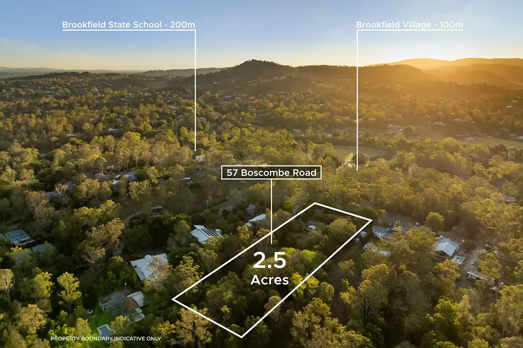 Brookfield 3ห้องนอน Secluded Acreage Escape in Leafy Brookfield