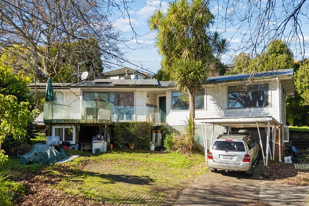 Mount Wellington 3 Bedroom Premium Double-Site Development Opportunity