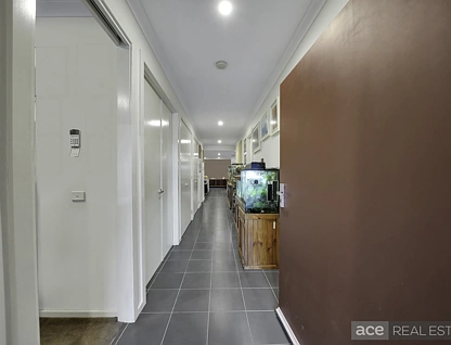 8 Hilderbrand Avenue, Williams Landing, South West Melbourne, 4 Kuwarto, 2 Banyo, House