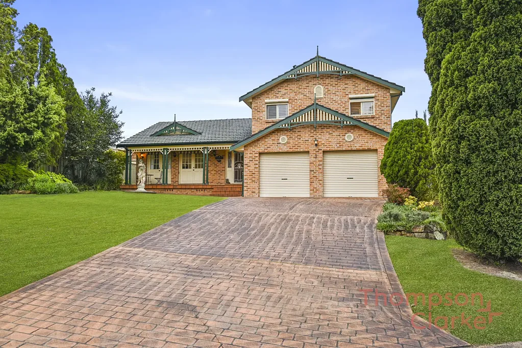 Ashtonfield 4Kwarto Expansive Family Living on Approximately 1,300sqm with Pool, Rear Access & Workshop