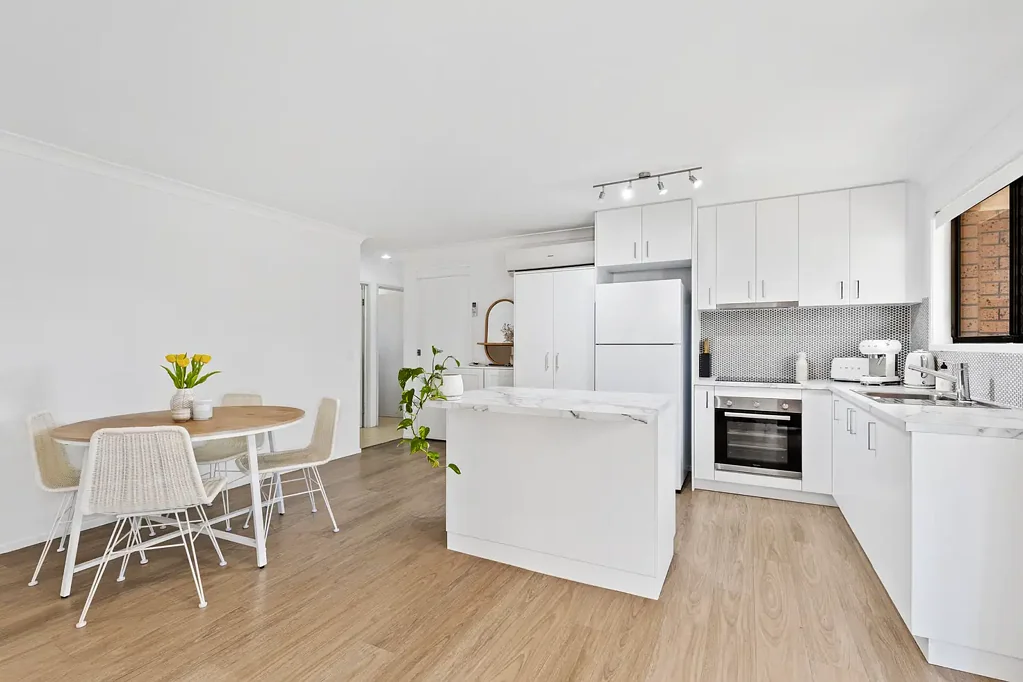 2/3 Wagtail Court, Burleigh Waters, QLD 4220