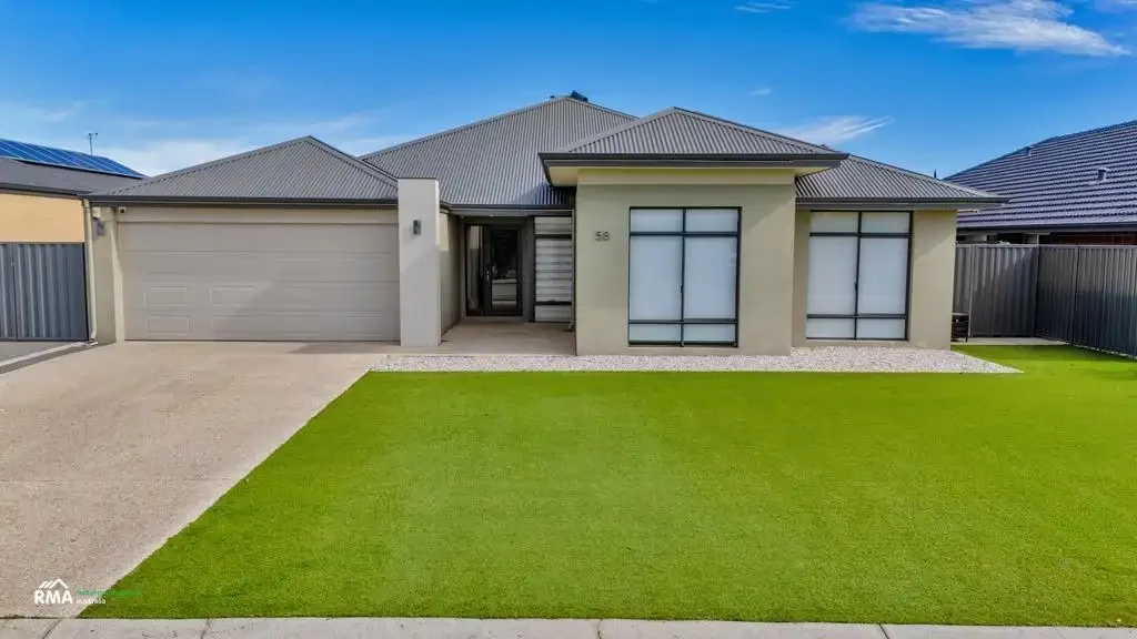 Modern Family Living in the Heart of Byford