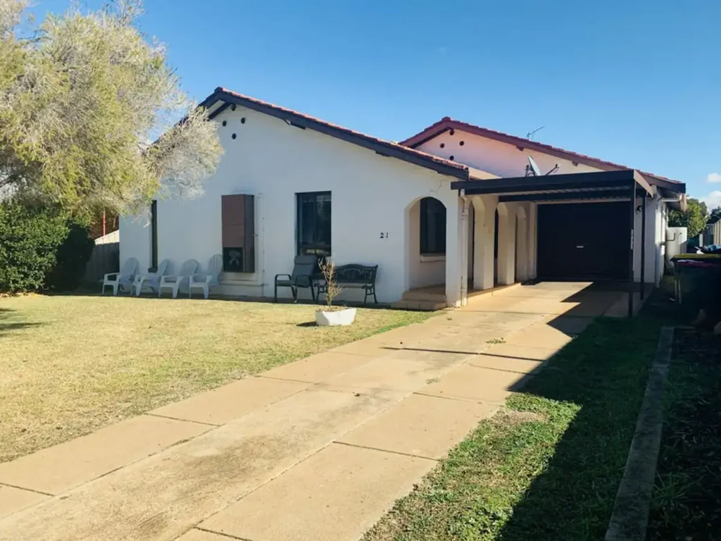 Family-Friendly Home in Dubbo Suburb