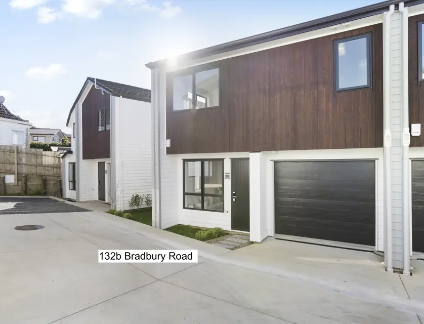 A,B & C/132 Bradbury Road, Botany Downs, Manukau City, 3 Kuwarto, 2 Banyo, Townhouse
