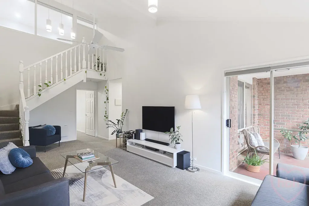 70/44 Jerrabomberra Avenue, Narrabundah, ACT 2604
