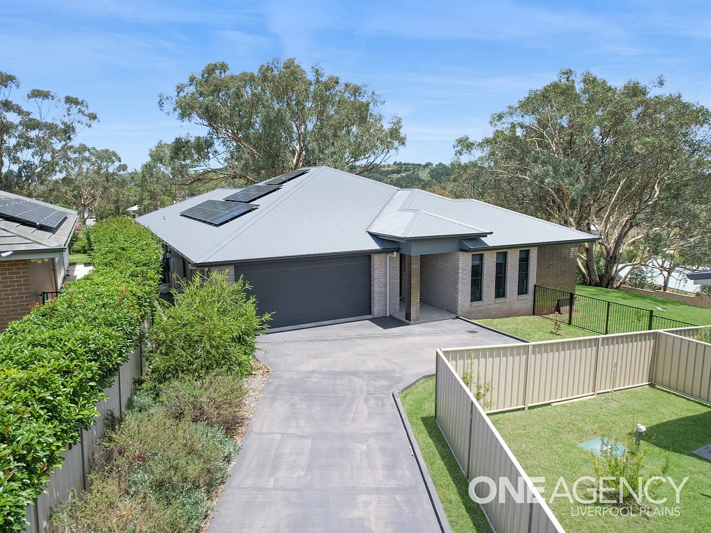 Quirindi 4部屋 Experience modern comfort in the heart of Quirindi!