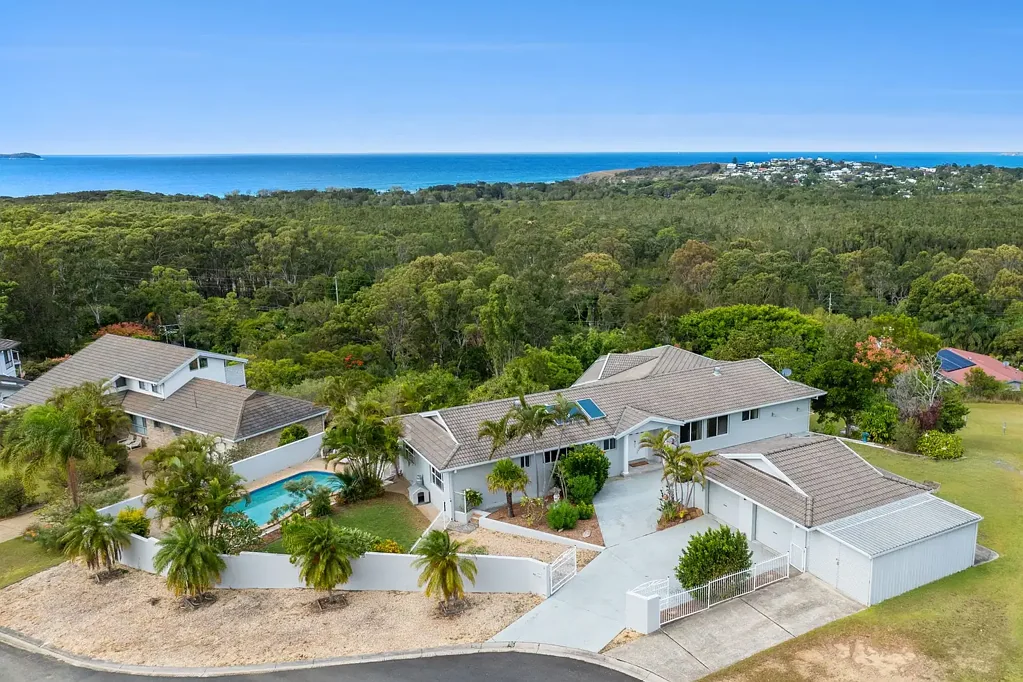 Emerald Beach 4房  Grand Coastal Residence with Ocean Views