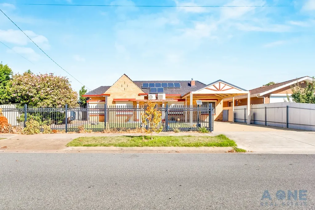 Charming Family Home in Woodville West available for rent