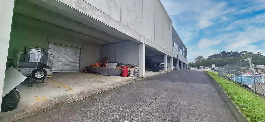 Silverdale SECURE & FUNCTIONAL STORAGE / TRADESMAN BASE
