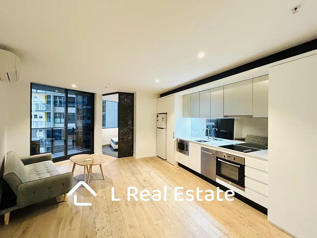 Furnished 2 Bedroom 1 Bathroom Apartment in Upper West Side