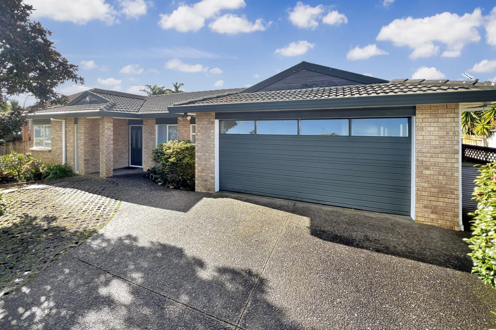 12 Stewart Gibson Place, The Gardens, Auckland