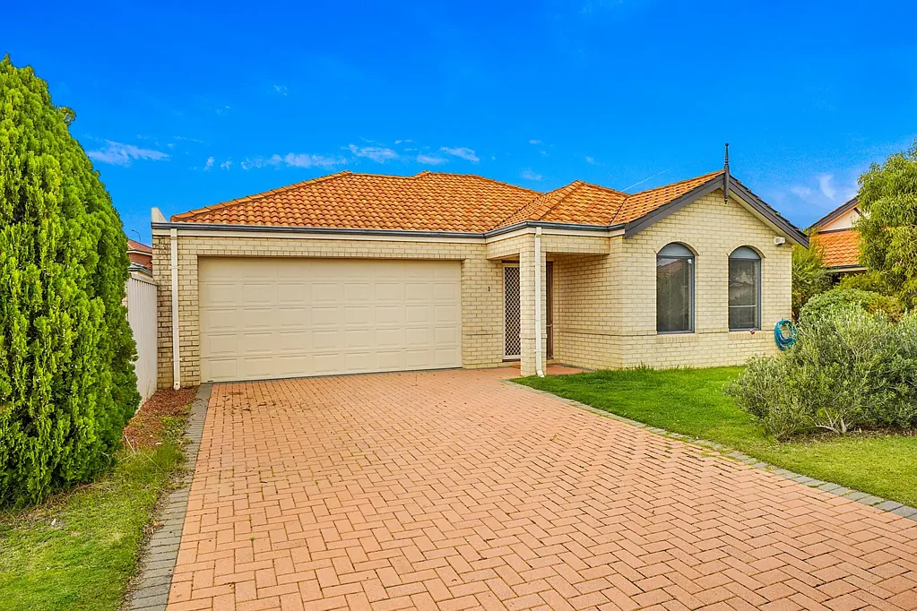 Stirling 3ห้องนอน Spacious & Low-Maintenance Living in a Quiet Stirling Pocket