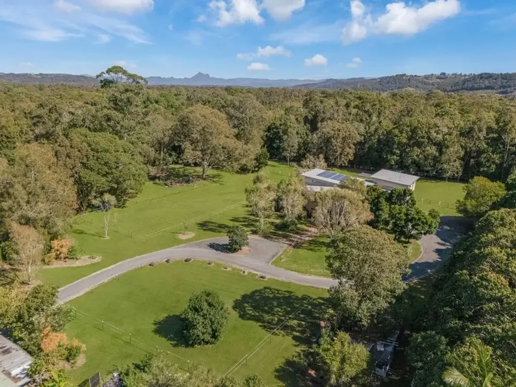 Chinderah Lifestyle Sanctuary on an Idyllic 8.5-Acres by the Beach