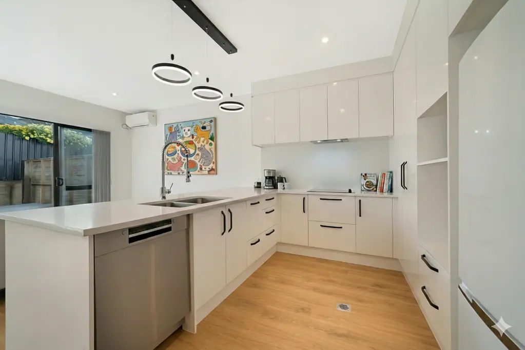 Mount Wellington 4Habitaciones Modern Gem with Extra Parking!